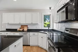 11316 Tilbury Ln N, Champlin, MN 55316 - Photo 7