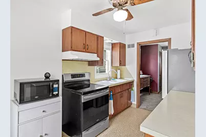 1692 Iowa Avenue E, Saint Paul, MN 55106 - Photo 5