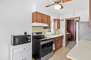 1692 Iowa Ave E, Saint Paul, MN 55106 - Photo 5