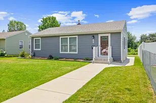 1692 Iowa Ave E, Saint Paul, MN 55106 - Photo 1