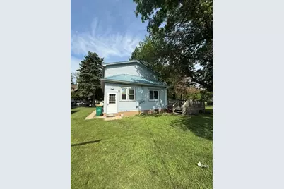 102 N Grove Street, Okabena, MN 56161 - Photo 5