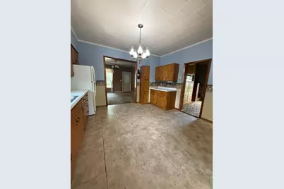 102 N Grove Street, Okabena, MN 56161 - Photo 19