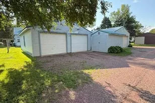 102 N Grove St, Okabena, MN 56161 - Photo 7