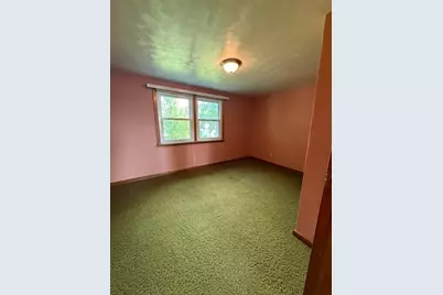 102 N Grove Street, Okabena, MN 56161 - Photo 29