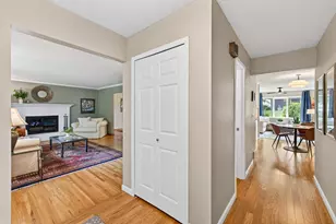 2809 W 101st St, Bloomington, MN 55431 - Photo 3