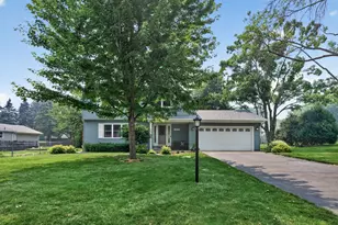 2809 W 101st St, Bloomington, MN 55431 - Photo 1