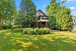 887 Ashland Ave, Saint Paul, MN 55104 - Photo 3