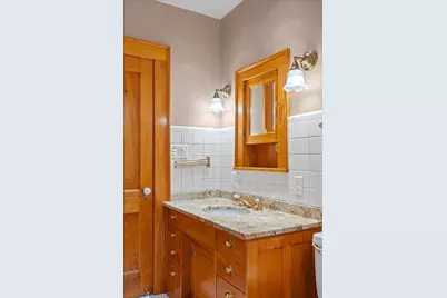 887 Ashland Avenue, Saint Paul, MN 55104 - Photo 57