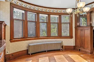887 Ashland Ave, Saint Paul, MN 55104 - Photo 17