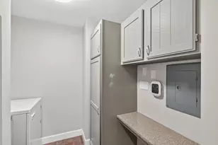 1235 Yale Pl, Minneapolis, MN 55403 - Photo 35