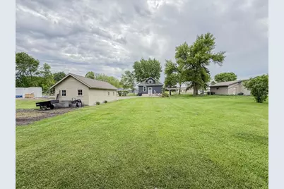 1316 W Fairview Avenue, Olivia, MN 56277 - Photo 45
