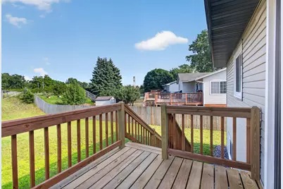 8208 Irving Avenue N, Brooklyn Park, MN 55444 - Photo 9