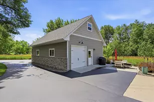 17424 Staples St NE, Ham Lake, MN 55304 - Photo 9