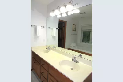 1020 Lake Lucy Road, Chanhassen, MN 55317 - Photo 23