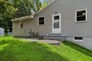 5749 W Glen Moor Rd, Minnetonka, MN 55345 - Photo 31