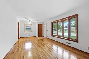 8739 Hadley Ave S, Cottage Grove, MN 55016 - Photo 7