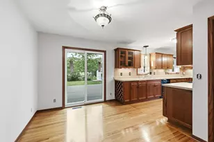 8739 Hadley Ave S, Cottage Grove, MN 55016 - Photo 15