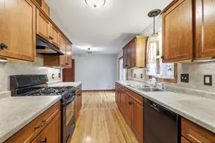 8739 Hadley Ave S, Cottage Grove, MN 55016 - Photo 11