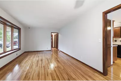 8739 Hadley Avenue S, Cottage Grove, MN 55016 - Photo 5