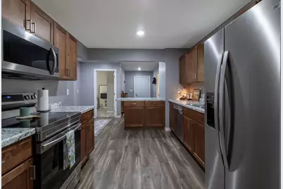 903 2nd Street SW, Madelia, MN 56062 - Photo 5