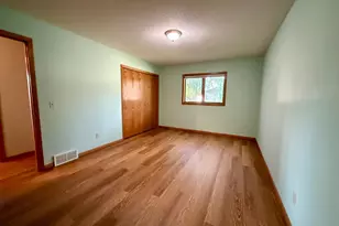 210 Ridgecrest Dr, Cannon Falls, MN 55009 - Photo 15