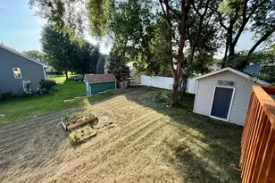 210 Ridgecrest Dr, Cannon Falls, MN 55009 - Photo 33