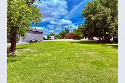 111 & 113 3rd Avenue SE, Baudette, MN 56623 - Photo 5