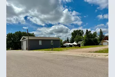 111 & 113 3rd Avenue SE, Baudette, MN 56623 - Photo 3