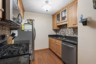 1601 N Innsbruck Dr, Fridley, MN 55432 - Photo 19