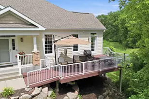 4910 Steeplechase Ct, Eagan, MN 55122 - Photo 33