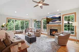 4910 Steeplechase Ct, Eagan, MN 55122 - Photo 3