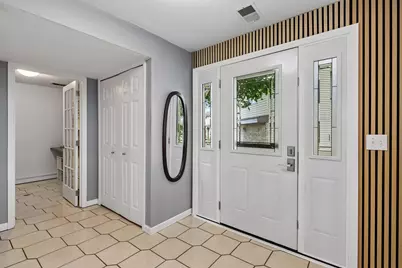 5722 Hyland Courts Drive, Bloomington, MN 55437 - Photo 5