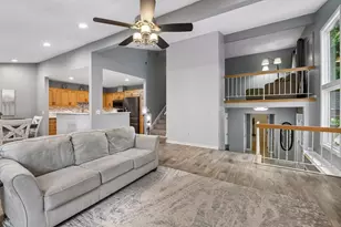 5722 Hyland Courts Dr, Bloomington, MN 55437 - Photo 11