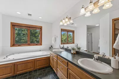 339 Oak Ridge Drive, Vadnais Heights, MN 55127 - Photo 23