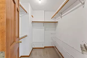 339 Oak Ridge Dr, Vadnais Heights, MN 55127 - Photo 25