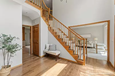 339 Oak Ridge Drive, Vadnais Heights, MN 55127 - Photo 3