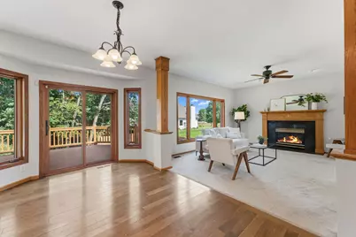 339 Oak Ridge Drive, Vadnais Heights, MN 55127 - Photo 15
