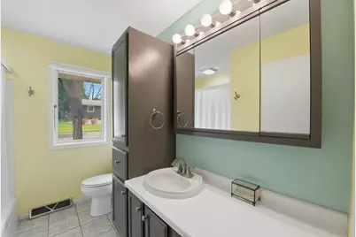 925 Roosevelt Street, River Falls, WI 54022 - Photo 13