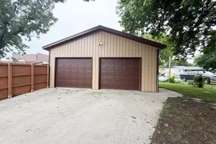 304 Louisiana Ave, Adrian, MN 56110 - Photo 37