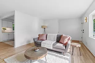 624 20th Ave NW, North Saint Paul, MN 55112 - Photo 9