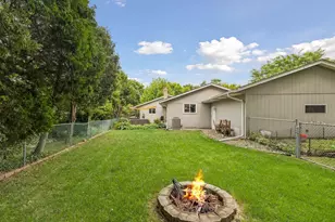 1848 Evergreen Draw, Woodbury, MN 55125 - Photo 29