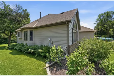 1827 Hydram Avenue N, Oakdale, MN 55128 - Photo 39