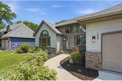 1827 Hydram Avenue N, Oakdale, MN 55128 - Photo 3