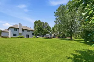 1827 Hydram Ave N, Oakdale, MN 55128 - Photo 43