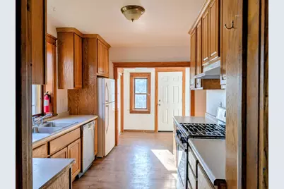404 4th Street SW, Montgomery, MN 56069 - Photo 1