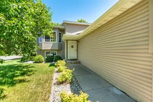 624 29th St N, Moorhead, MN 56560 - Photo 3