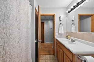 1791 Atlantic St, Maplewood, MN 55109 - Photo 15