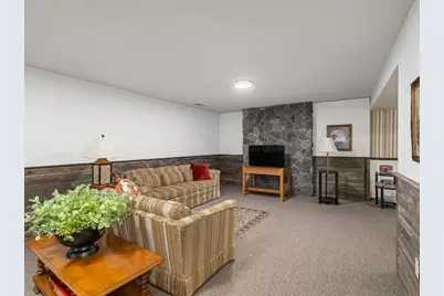 2500 Fernwood Street, Roseville, MN 55113 - Photo 19