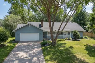 2500 Fernwood St, Roseville, MN 55113 - Photo 1