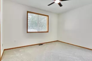 2011 Lake View Dr, Prior Lake, MN 55352 - Photo 21